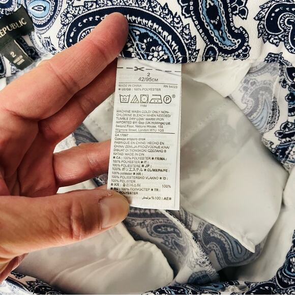 Banana Republic blue white paisley wide leg cropped coastal preppy pants 2 - Picture 8 of 8